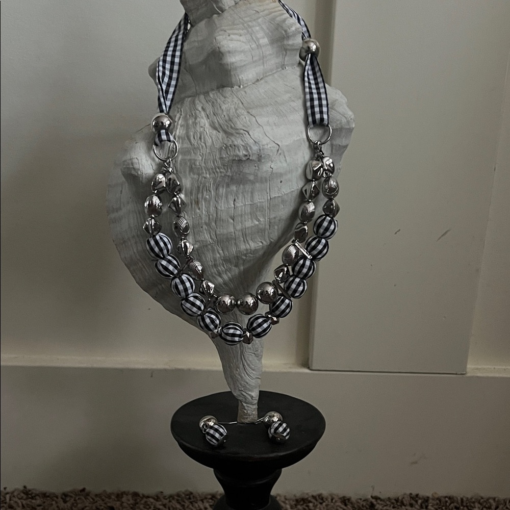 Elegant Silver and Black and White Checked Beaded Necklace And Earring Set